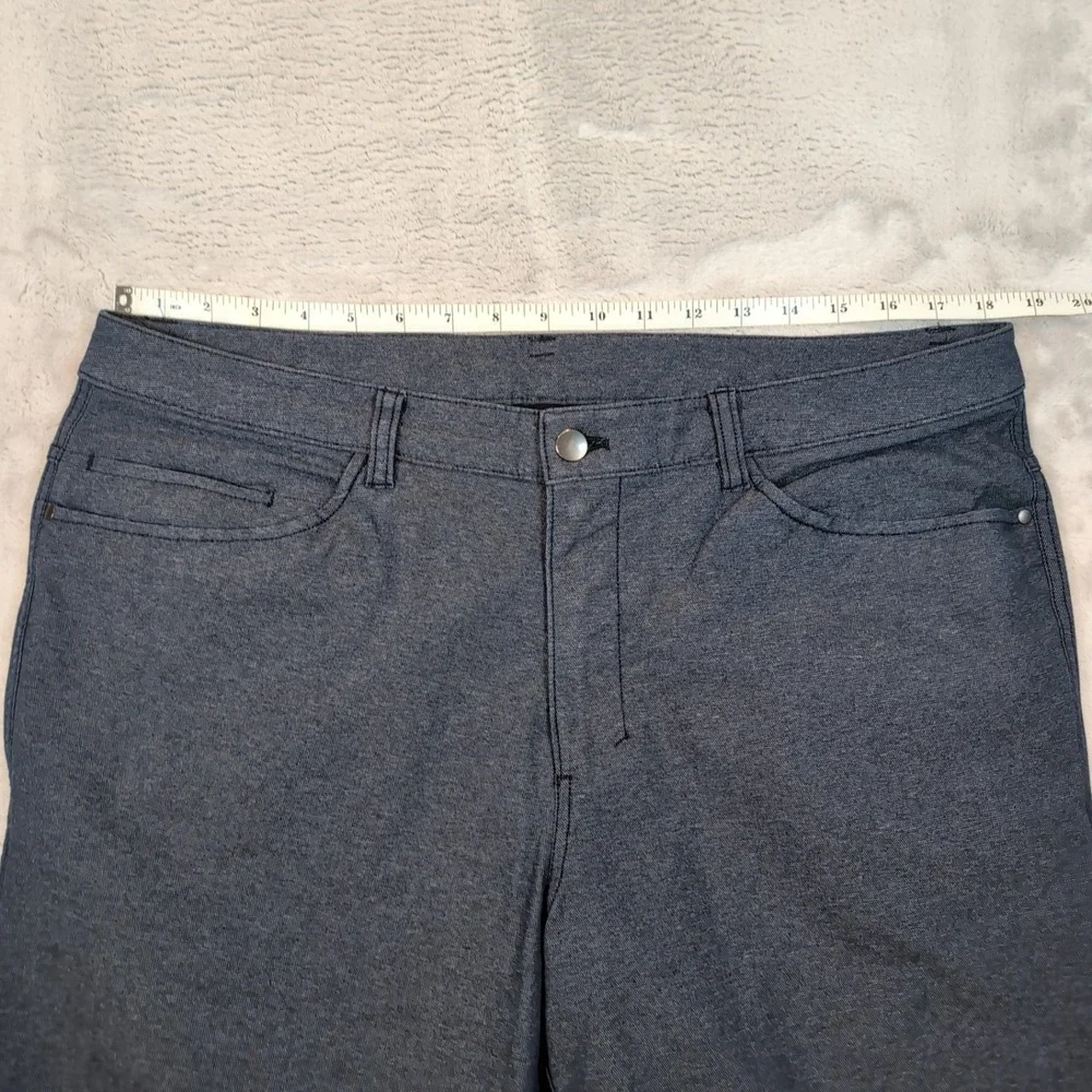 Lululemon ABC Pant Classic Mens Size 36x33 Gray Tech Canvas Straight Five Pocket